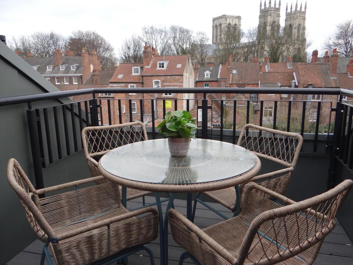 Apartment The Loft, The Quadrant, - Location, Views And Luxury With A Parking Space